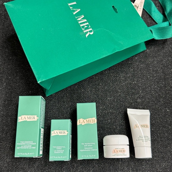 la-mer-other-la-mer-travel-size-set-poshmark